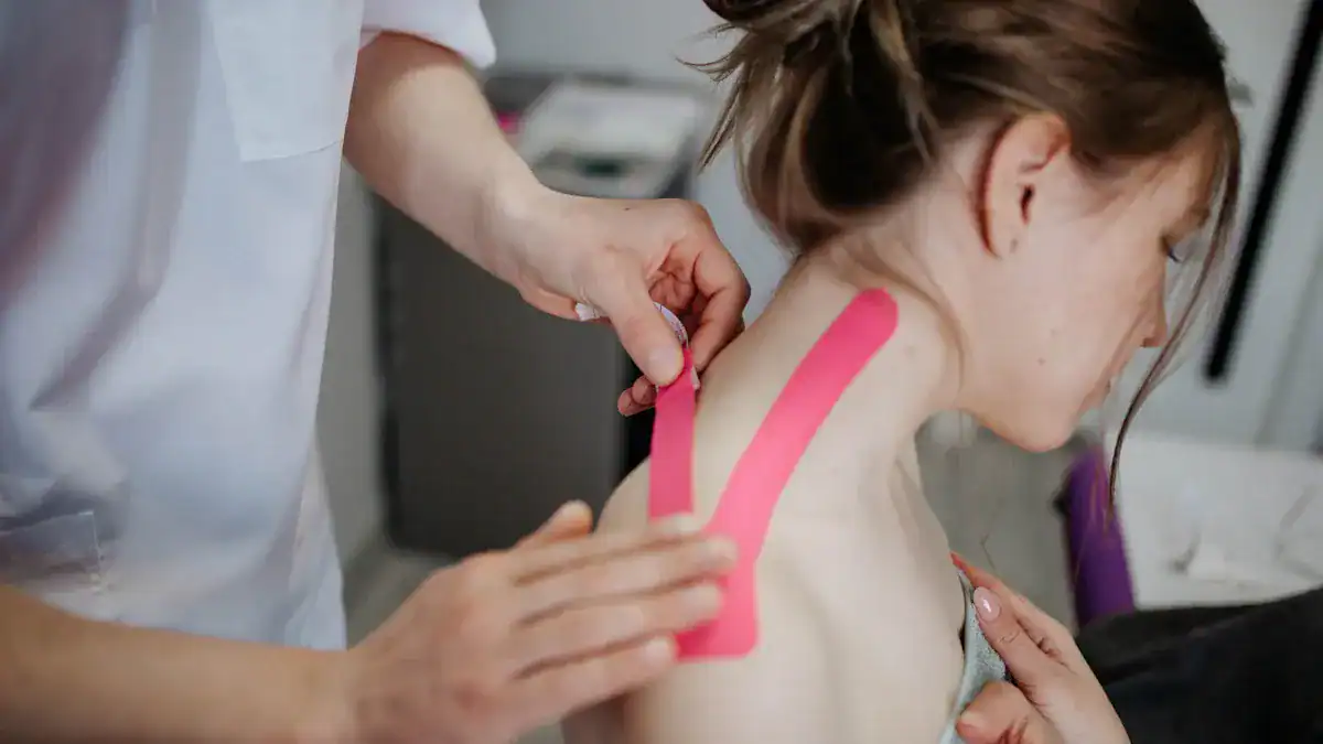 Trapezius Stretches: Top 5 Upper Trap Pain Relief