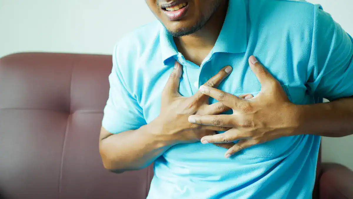 Urgent Left Shoulder Pain: When to Worry