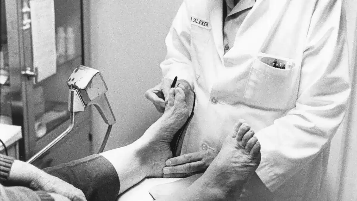 Treating Brittle Toenails: Effective Solutions
