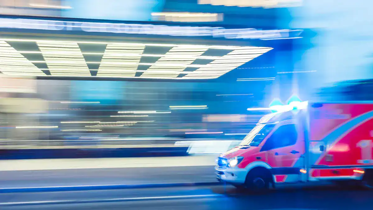 When to Call 911 for Chest Pain